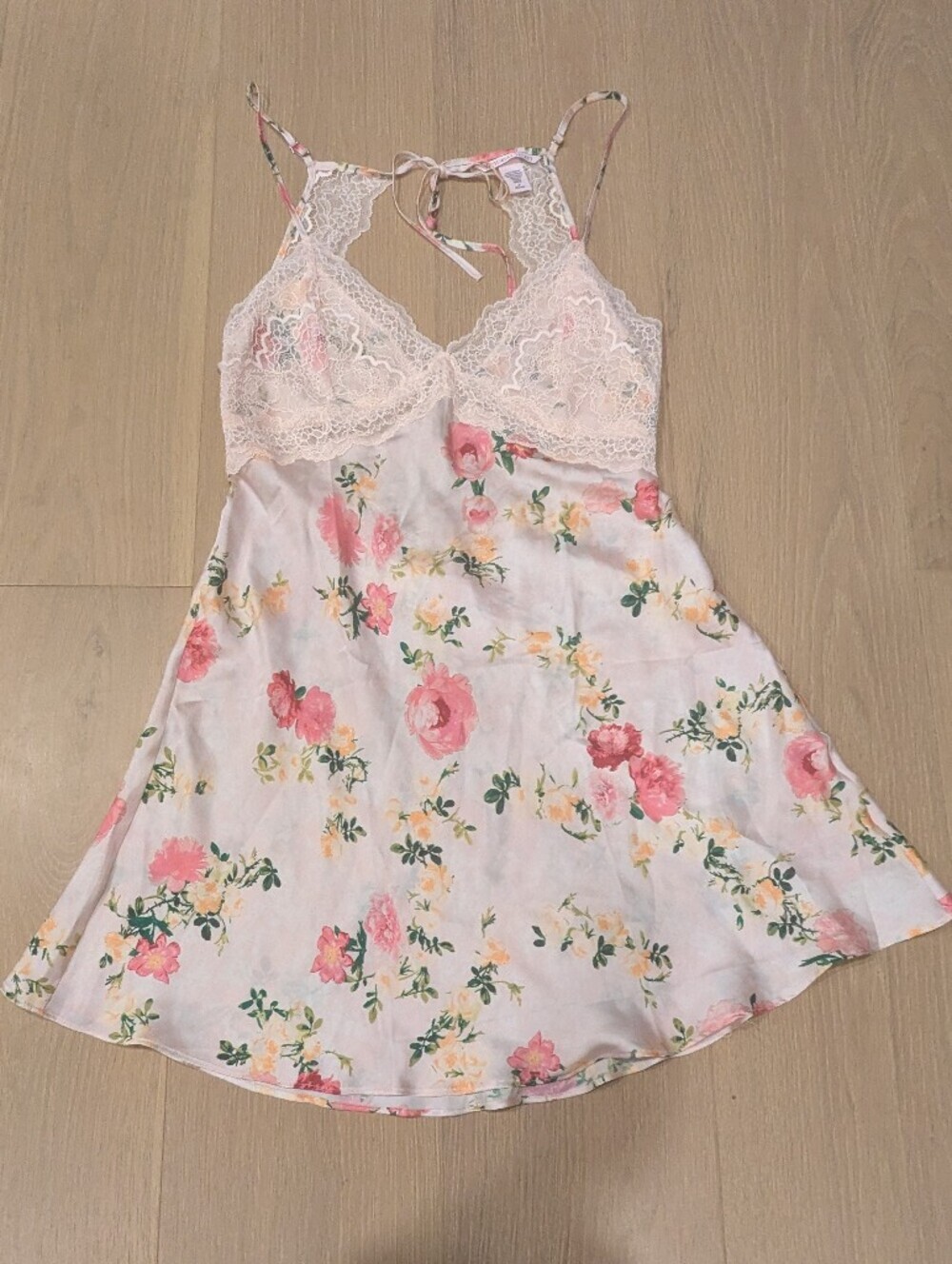 Victoria's Secret White Floral Lace-Trim Slip Chemise